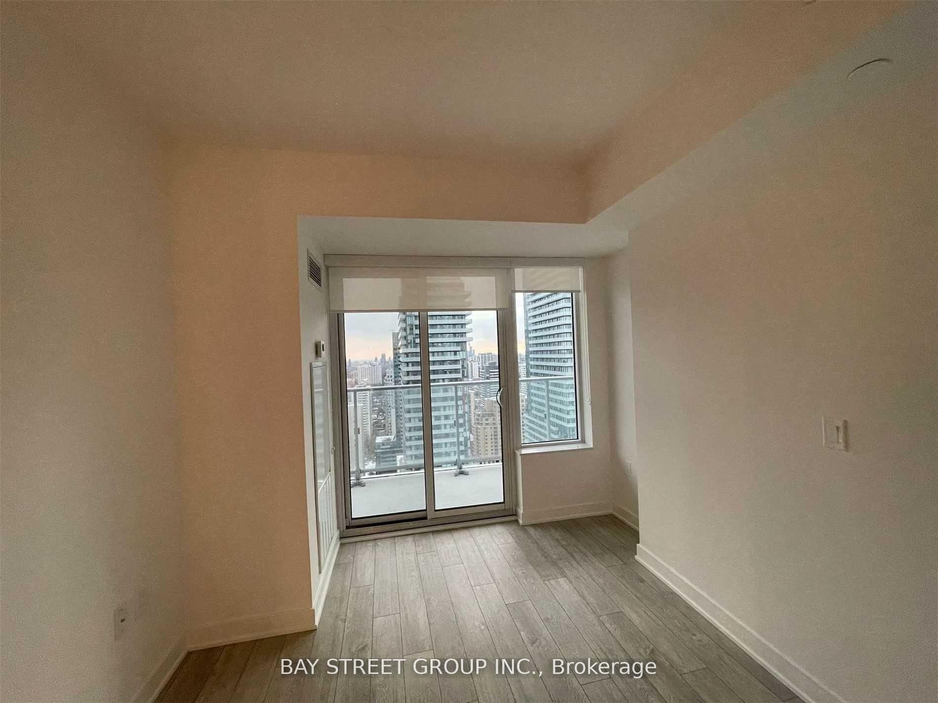 Photo 7 of Unit 3206, 195 Redpath Avenue, Toronto, Mount Pleasant West — HOMEH