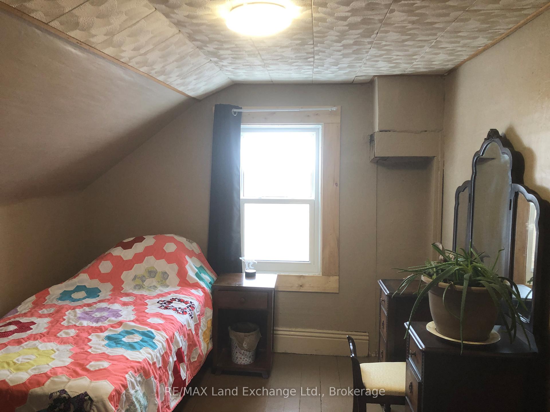 Photo 8 of 231 1st Avenue S, Arran-Elderslie — HOMEH