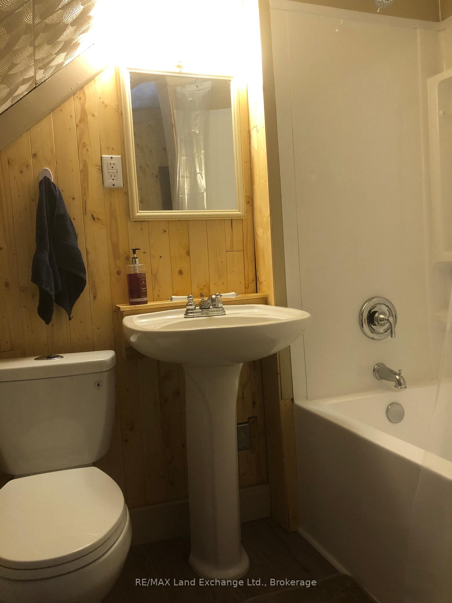 Photo 13 of 231 1st Avenue S, Arran-Elderslie — HOMEH