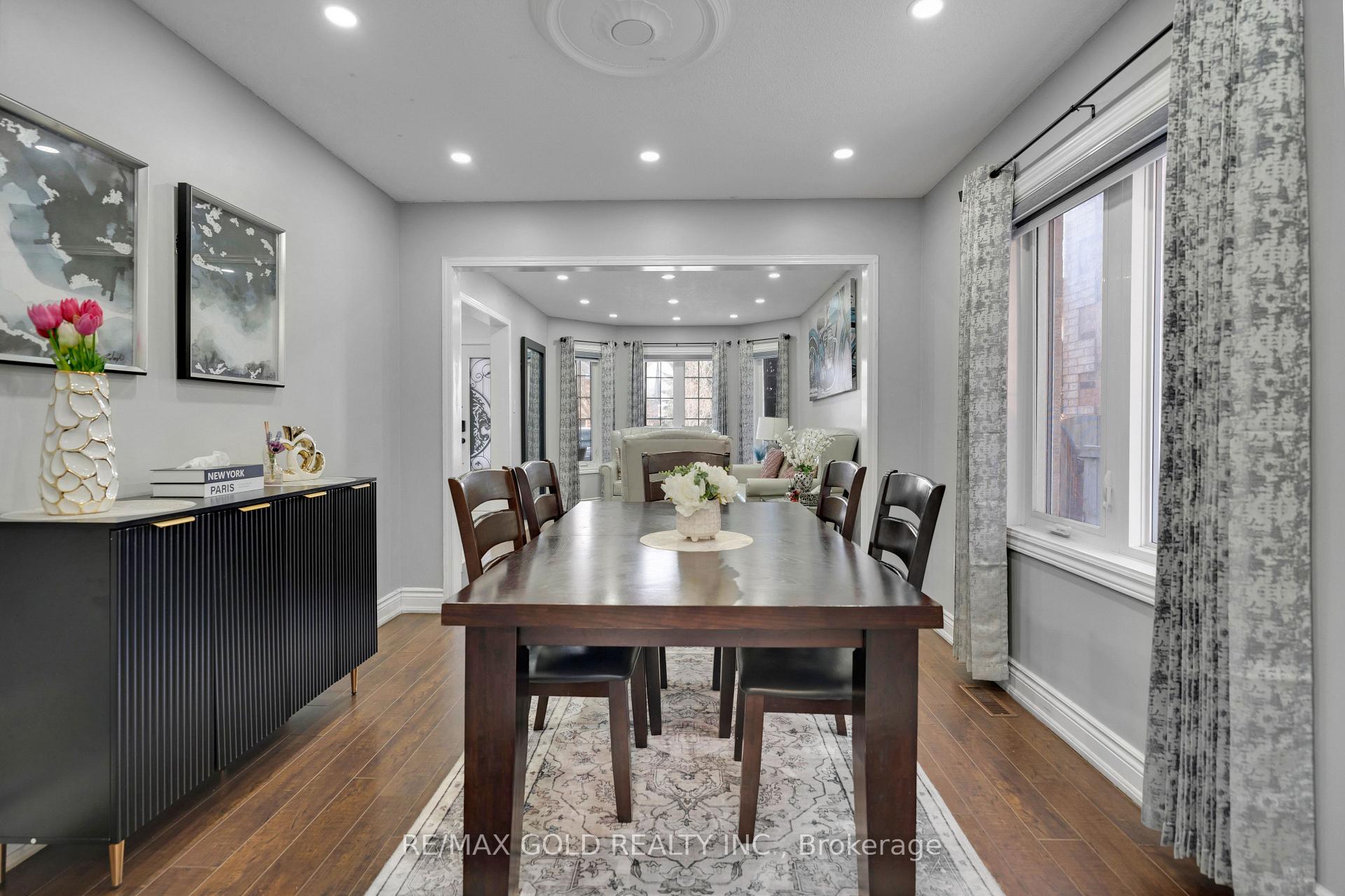Photo 11 of 49 Sterritt Drive, Brampton, Fletcher's West — HOMEH