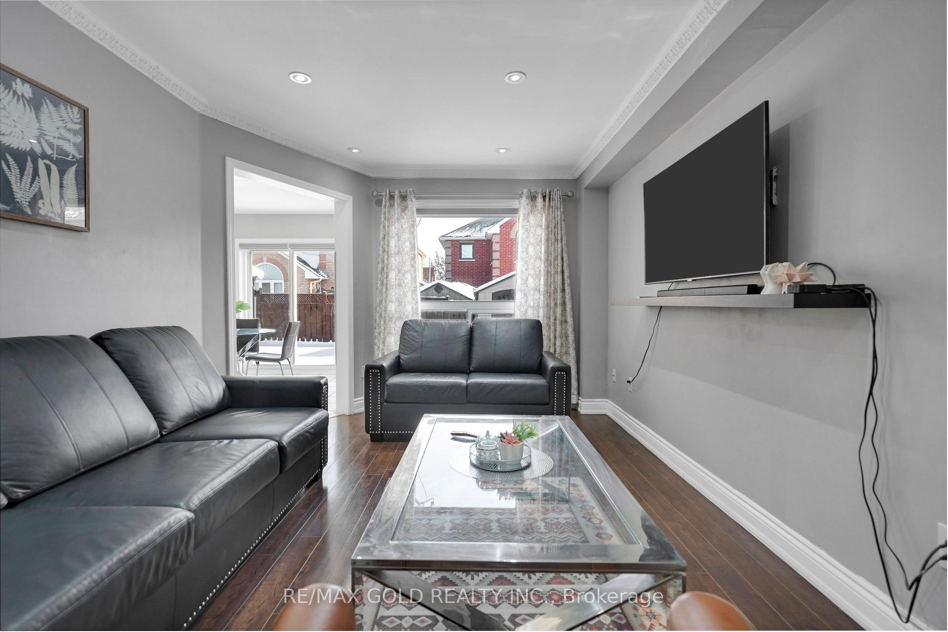 Photo 20 of 49 Sterritt Drive, Brampton, Fletcher's West — HOMEH
