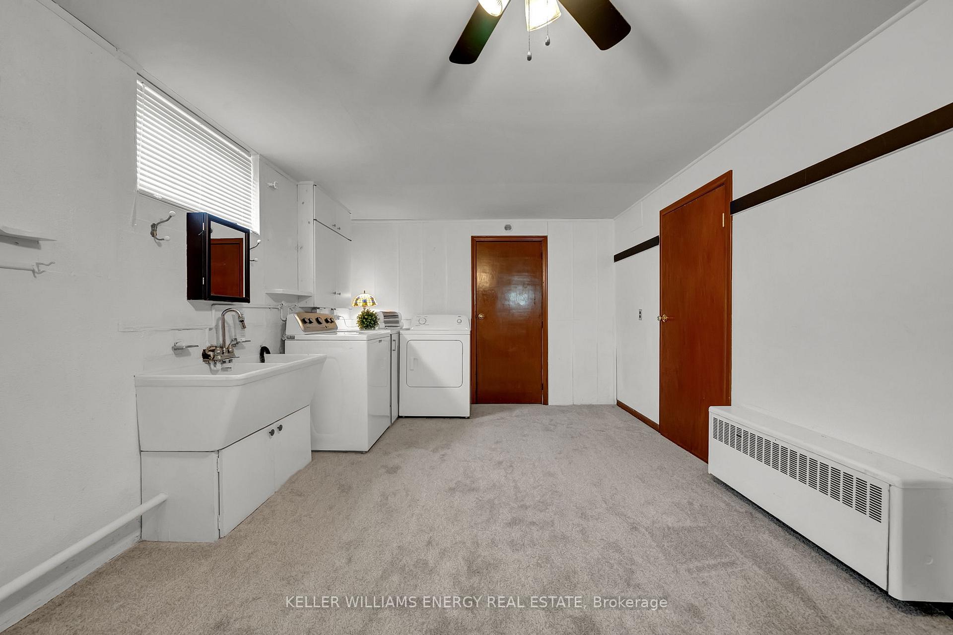 Photo 22 of 607 Newman Crescent, Whitby, Downtown Whitby — HOMEH
