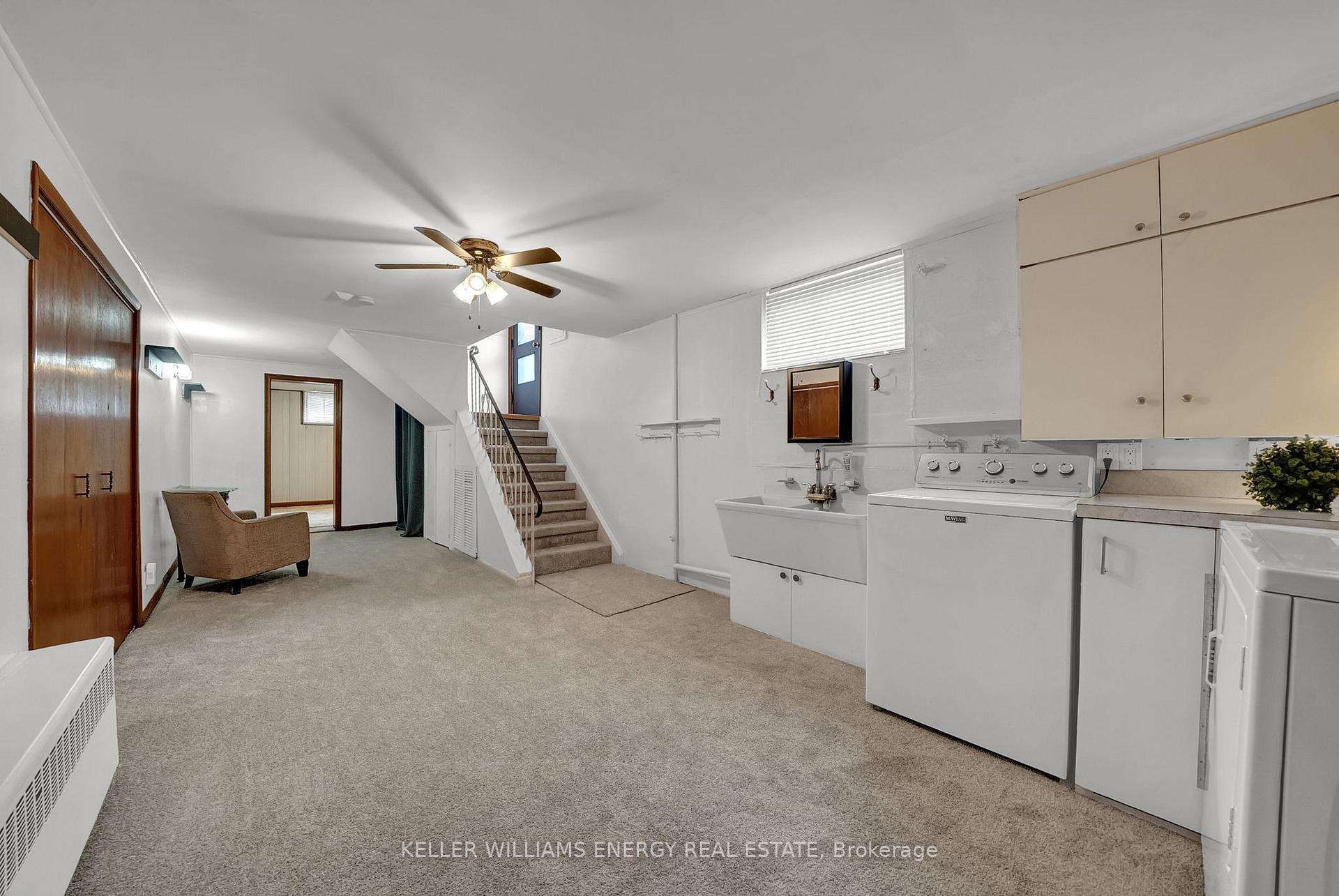 Photo 24 of 607 Newman Crescent, Whitby, Downtown Whitby — HOMEH