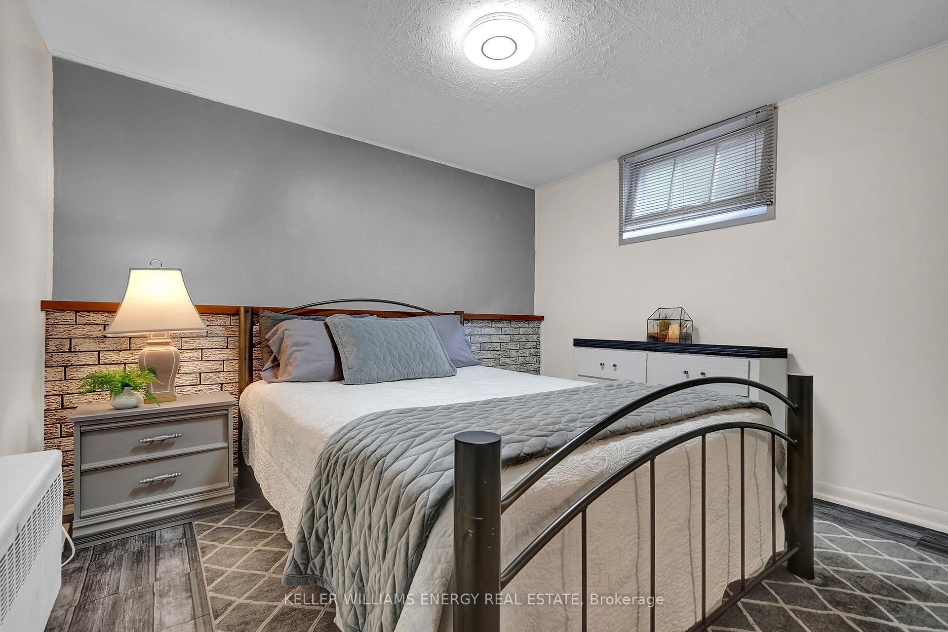 Photo 30 of 607 Newman Crescent, Whitby, Downtown Whitby — HOMEH