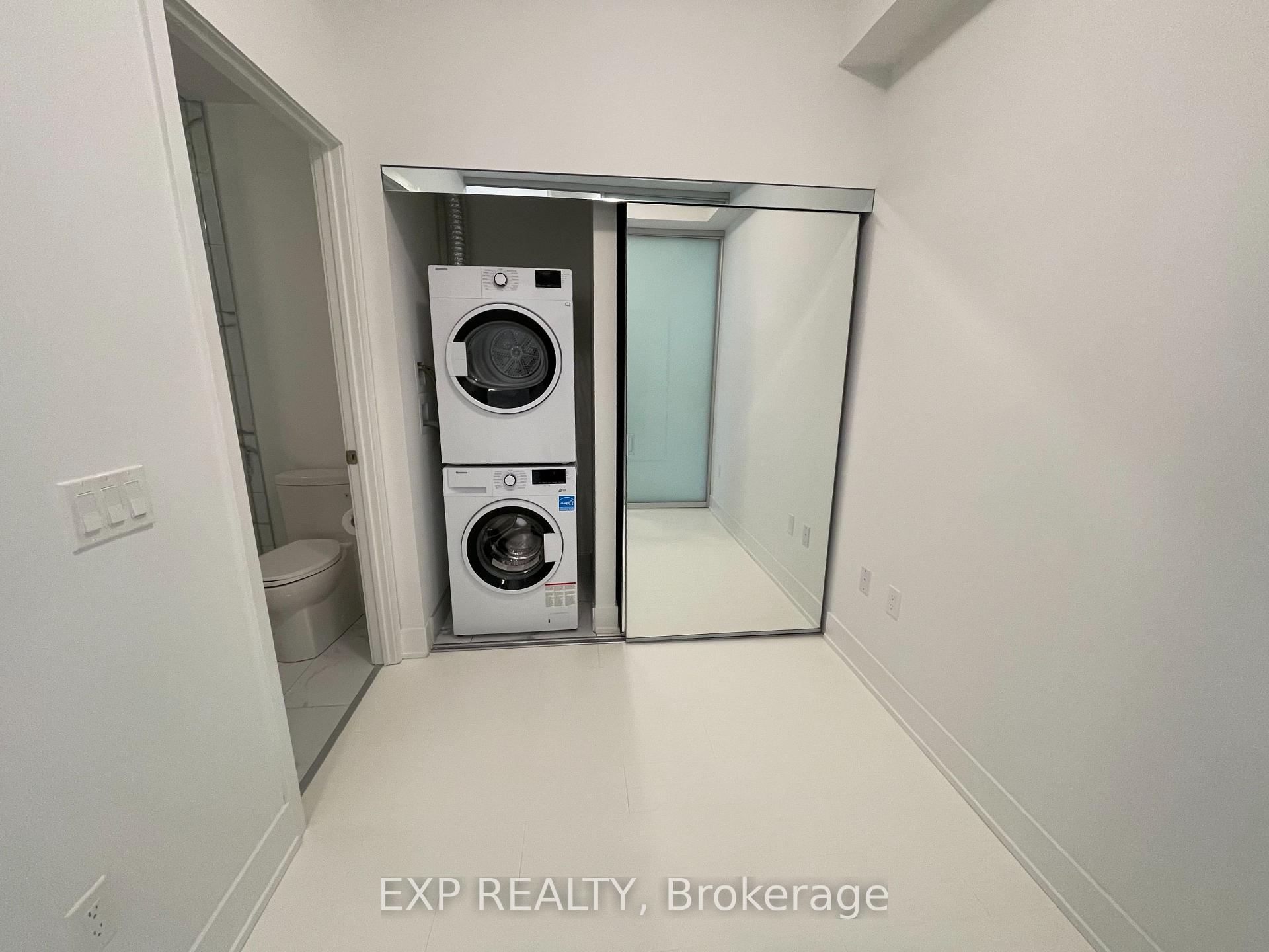 Photo 6 of Unit 805, 2908 Highway 7 Road, Vaughan, Concord — HOMEH