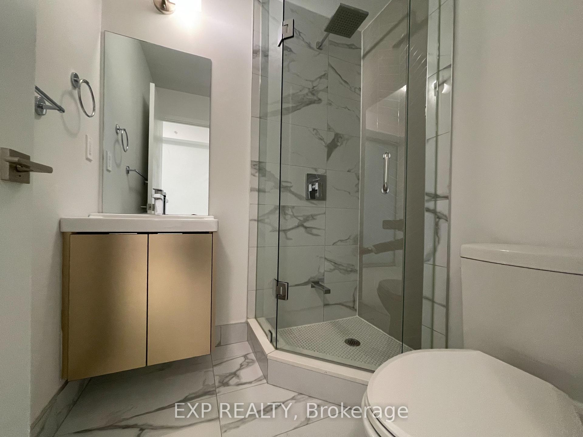 Photo 8 of Unit 805, 2908 Highway 7 Road, Vaughan, Concord — HOMEH