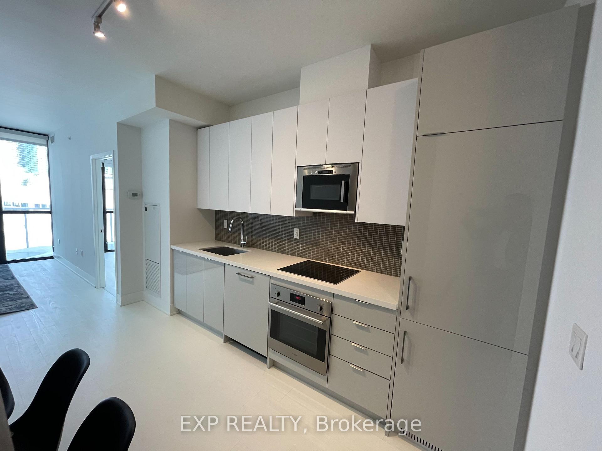 Photo 11 of Unit 805, 2908 Highway 7 Road, Vaughan, Concord — HOMEH