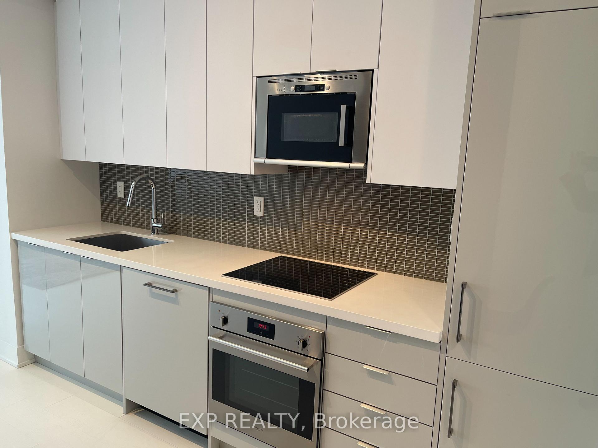 Photo 12 of Unit 805, 2908 Highway 7 Road, Vaughan, Concord — HOMEH