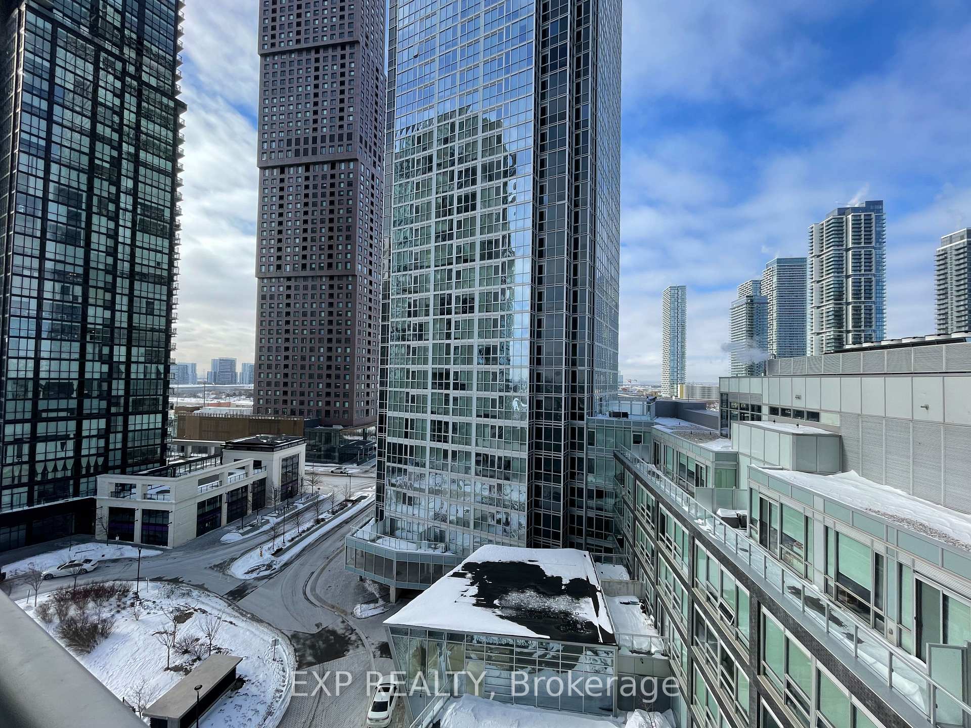 Photo 31 of Unit 805, 2908 Highway 7 Road, Vaughan, Concord — HOMEH