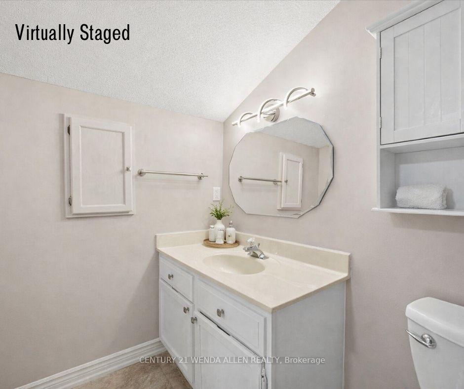 Photo 8 of Unit D16, 1663 Nash Road, Clarington, Courtice — HOMEH