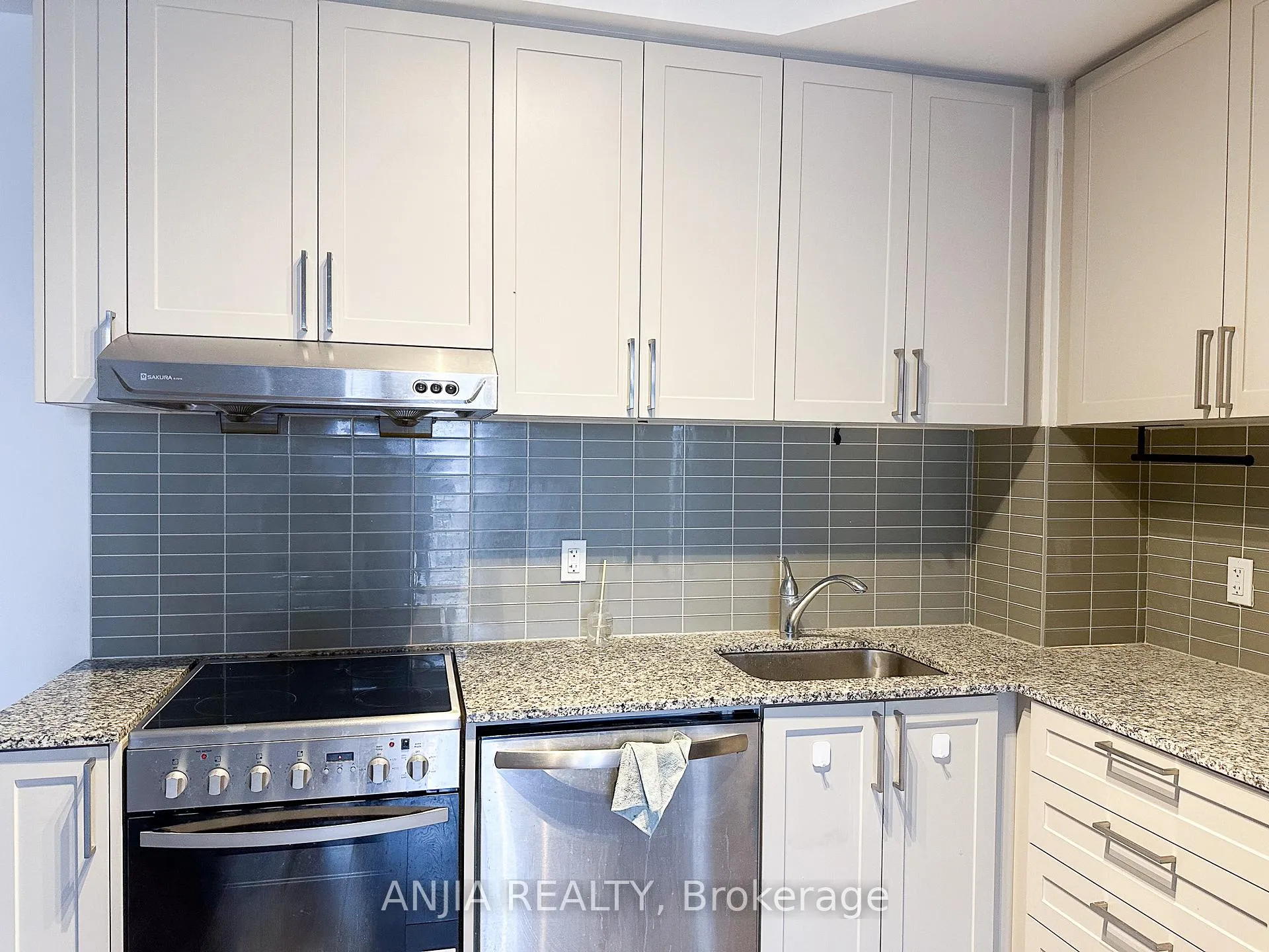 Photo 4 of Unit 630E, 278 Buchanan Drive, Markham, Unionville — HOMEH
