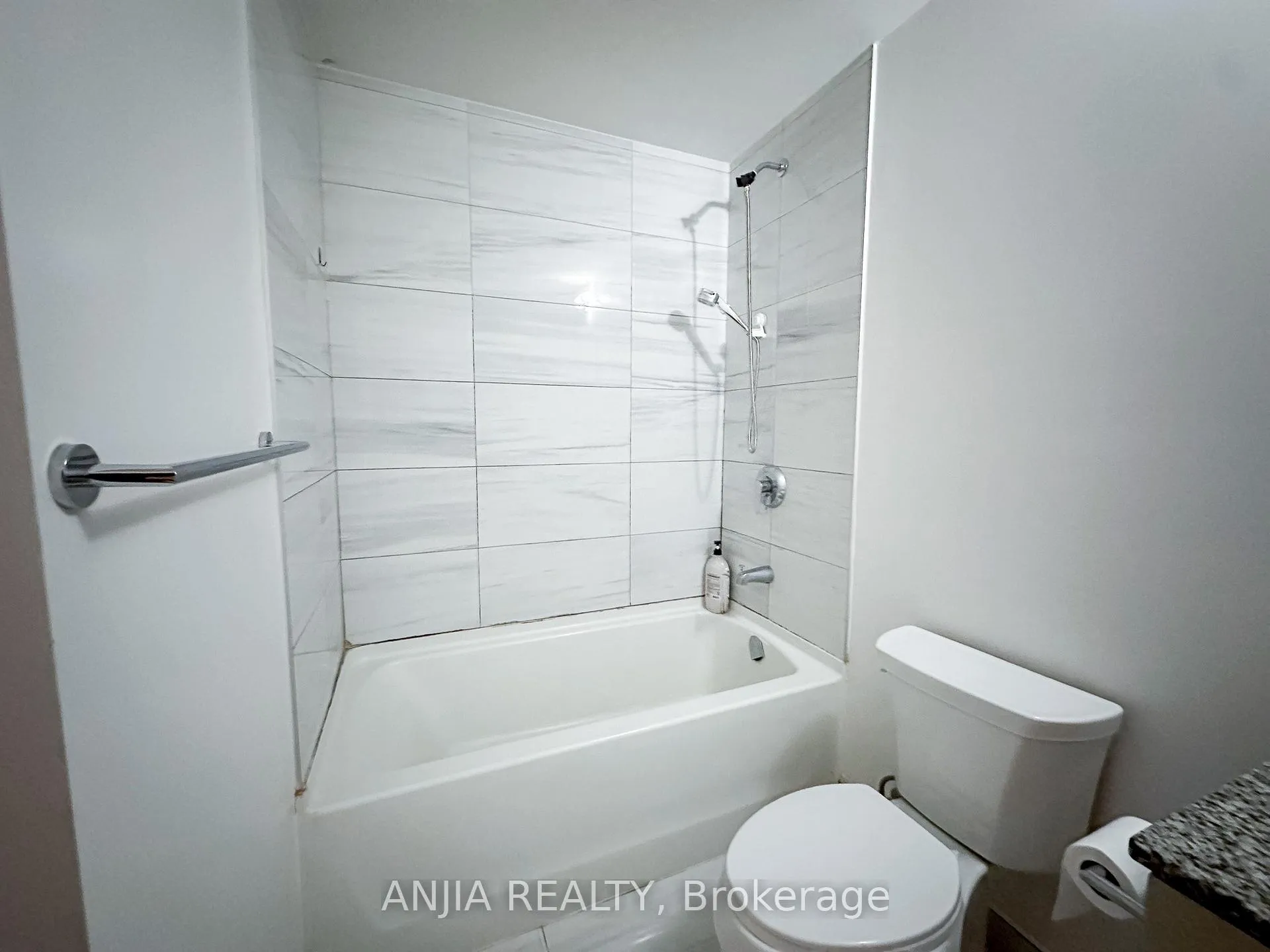 Photo 9 of Unit 630E, 278 Buchanan Drive, Markham, Unionville — HOMEH