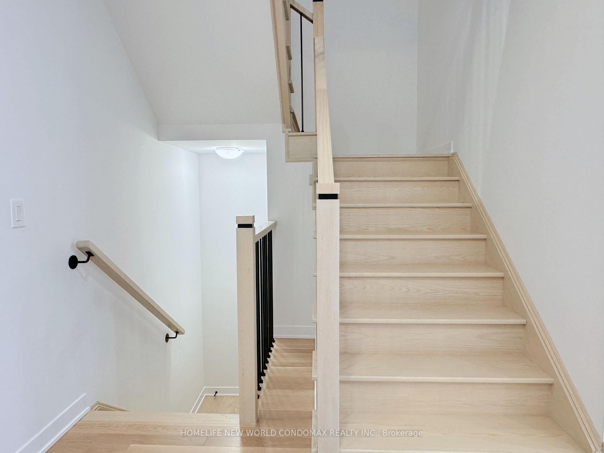 Photo 9 of 7 Anna Russell Way, Markham, Unionville — HOMEH