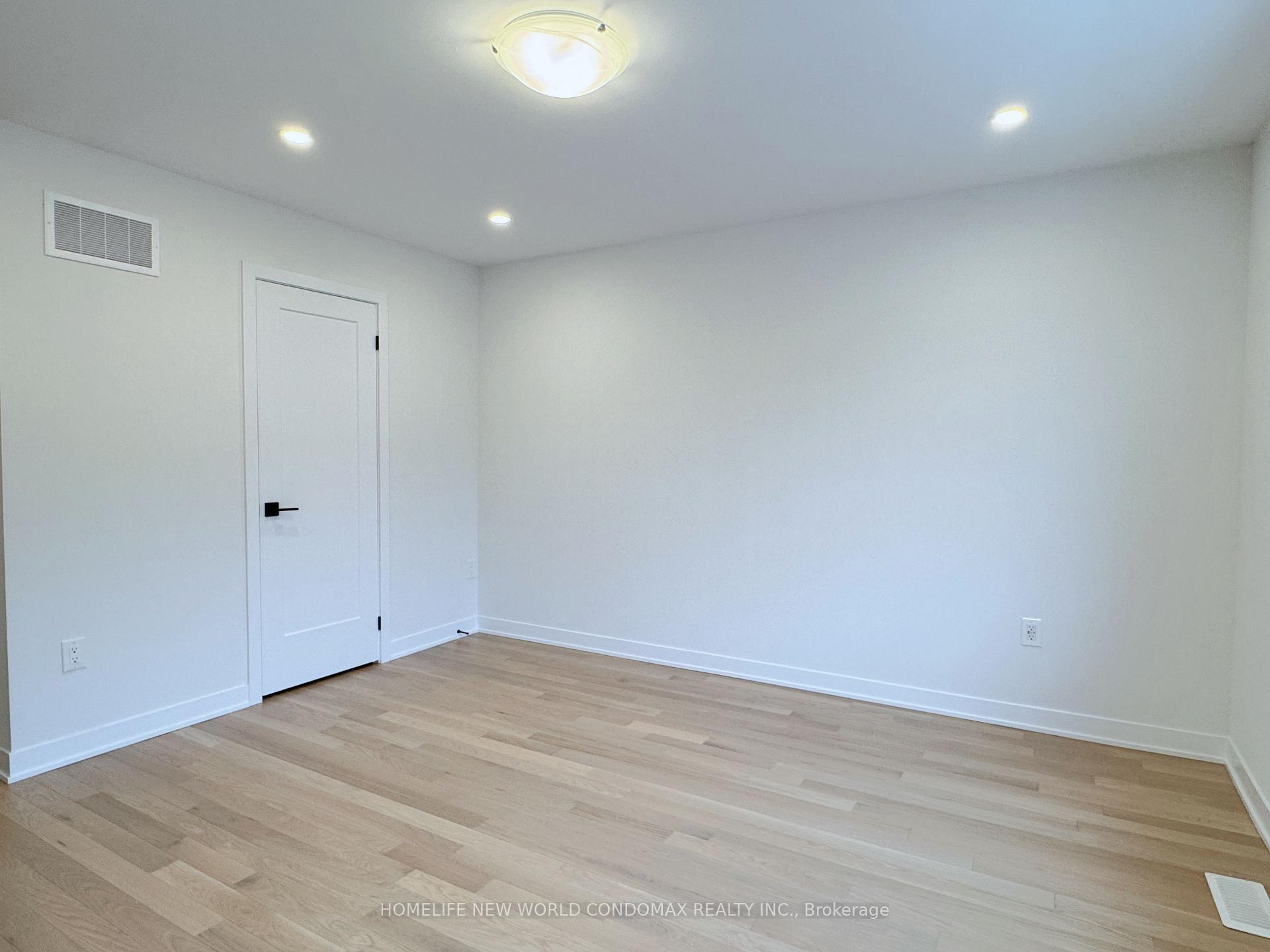 Photo 14 of 7 Anna Russell Way, Markham, Unionville — HOMEH