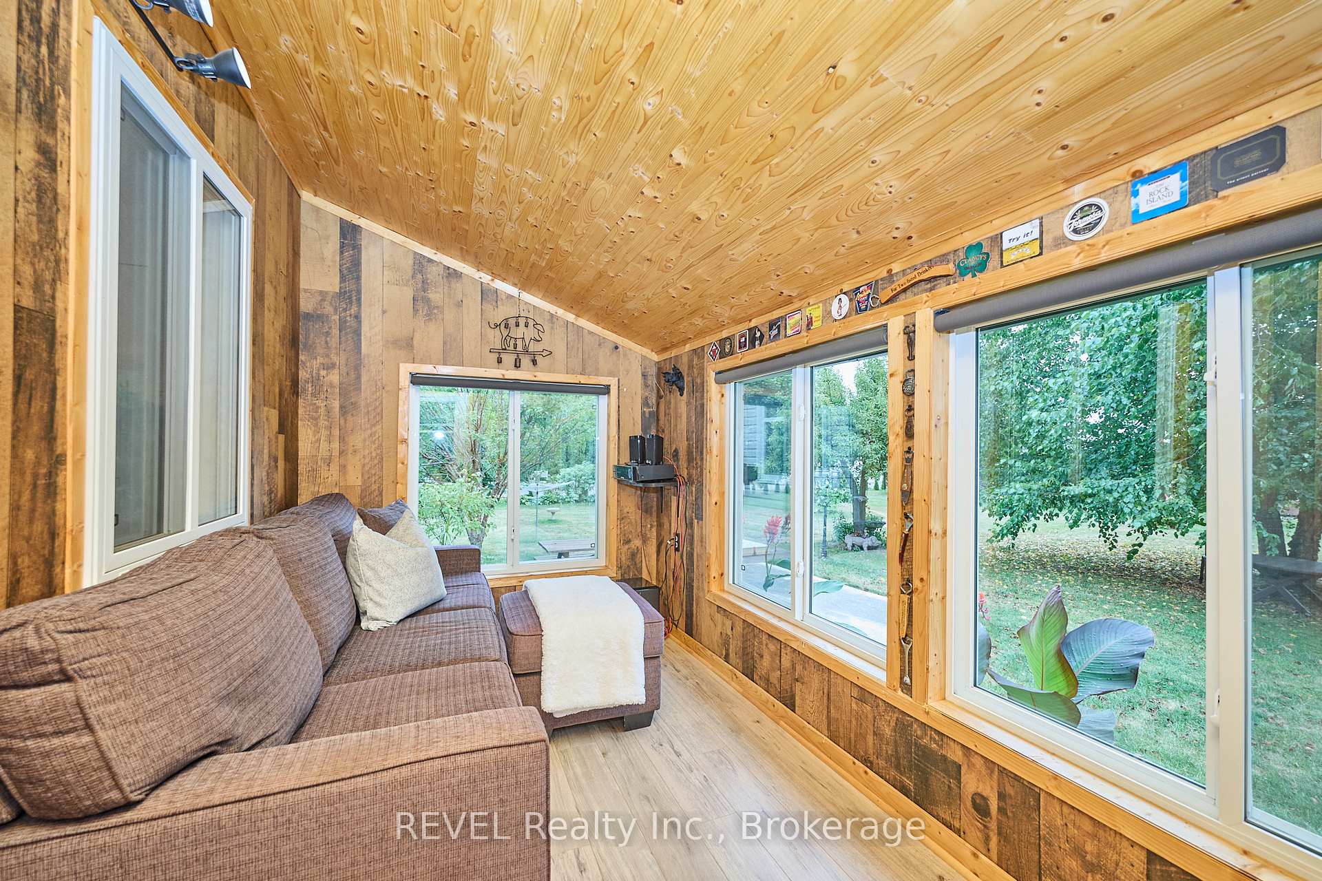 Photo 13 of 1317 Third Street Louth, St. Catharines, Rural Port — HOMEH