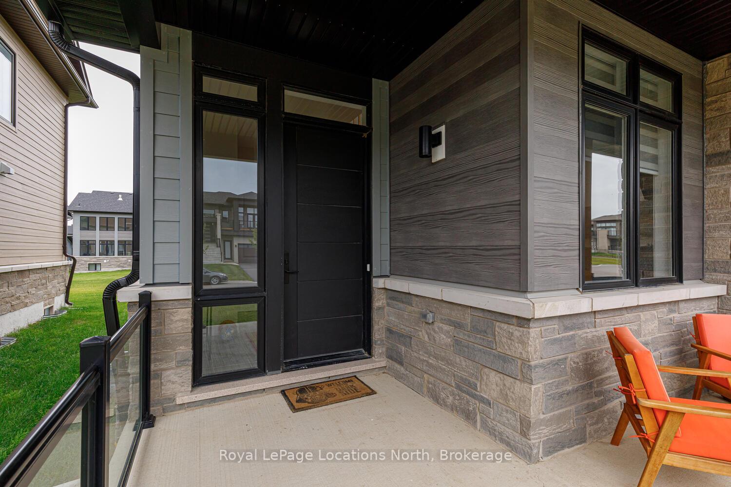 Photo 3 of 106 Stoneleigh Drive, Blue Mountains — HOMEH