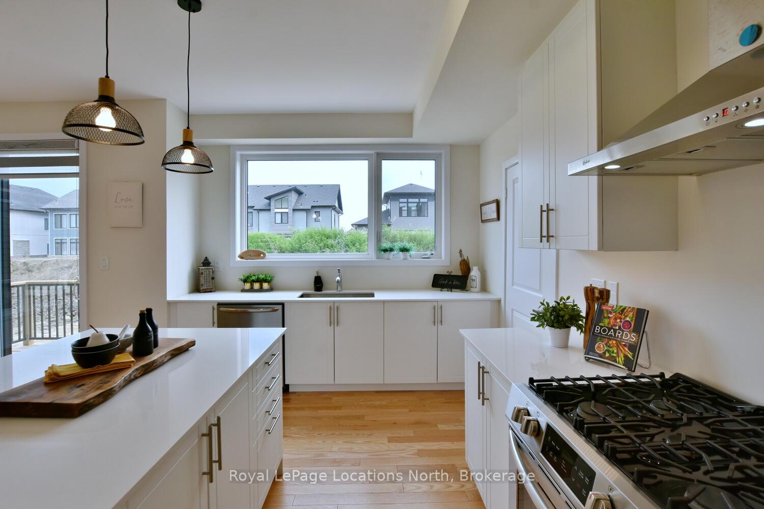 Photo 23 of 106 Stoneleigh Drive, Blue Mountains — HOMEH