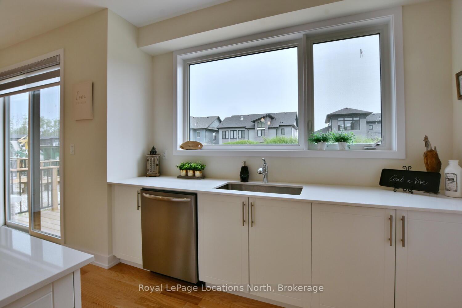 Photo 24 of 106 Stoneleigh Drive, Blue Mountains — HOMEH