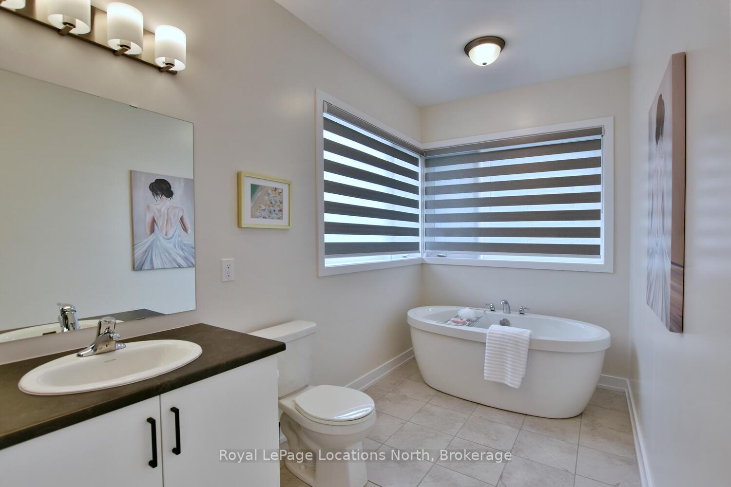 Photo 34 of 106 Stoneleigh Drive, Blue Mountains — HOMEH