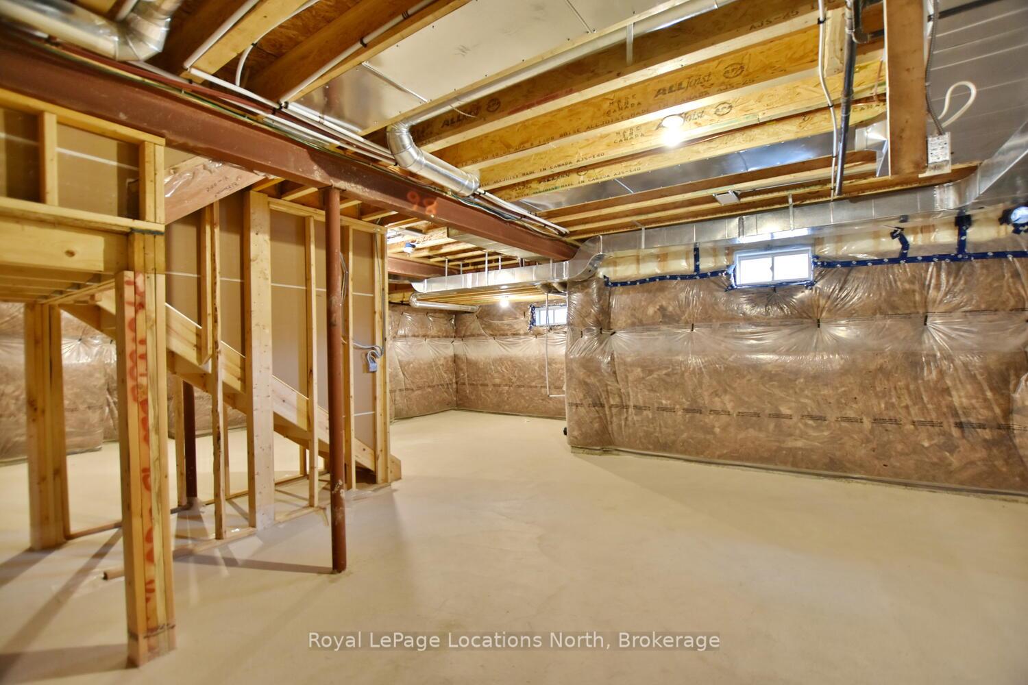 Photo 43 of 106 Stoneleigh Drive, Blue Mountains — HOMEH