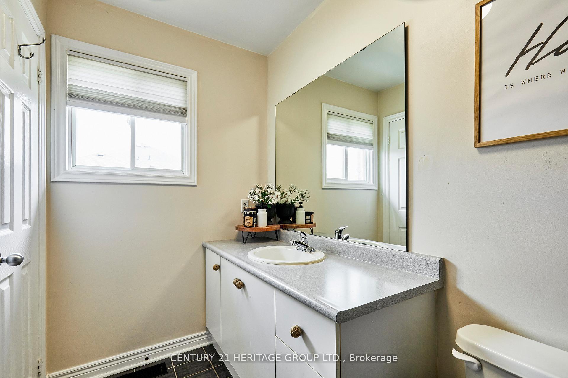 Photo 16 of 13 Carriage House Road, Caledon, Bolton East — HOMEH