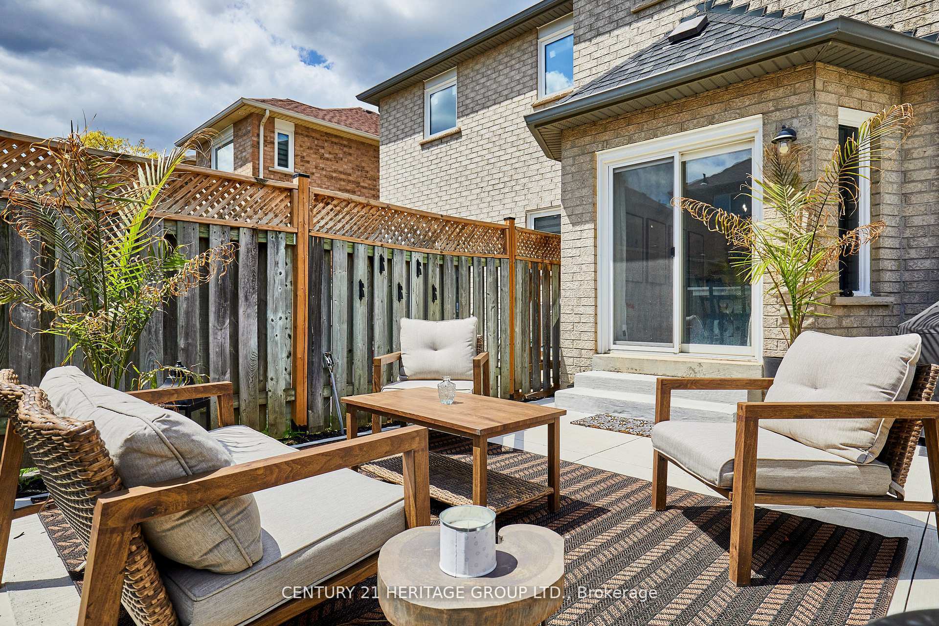 Photo 26 of 13 Carriage House Road, Caledon, Bolton East — HOMEH