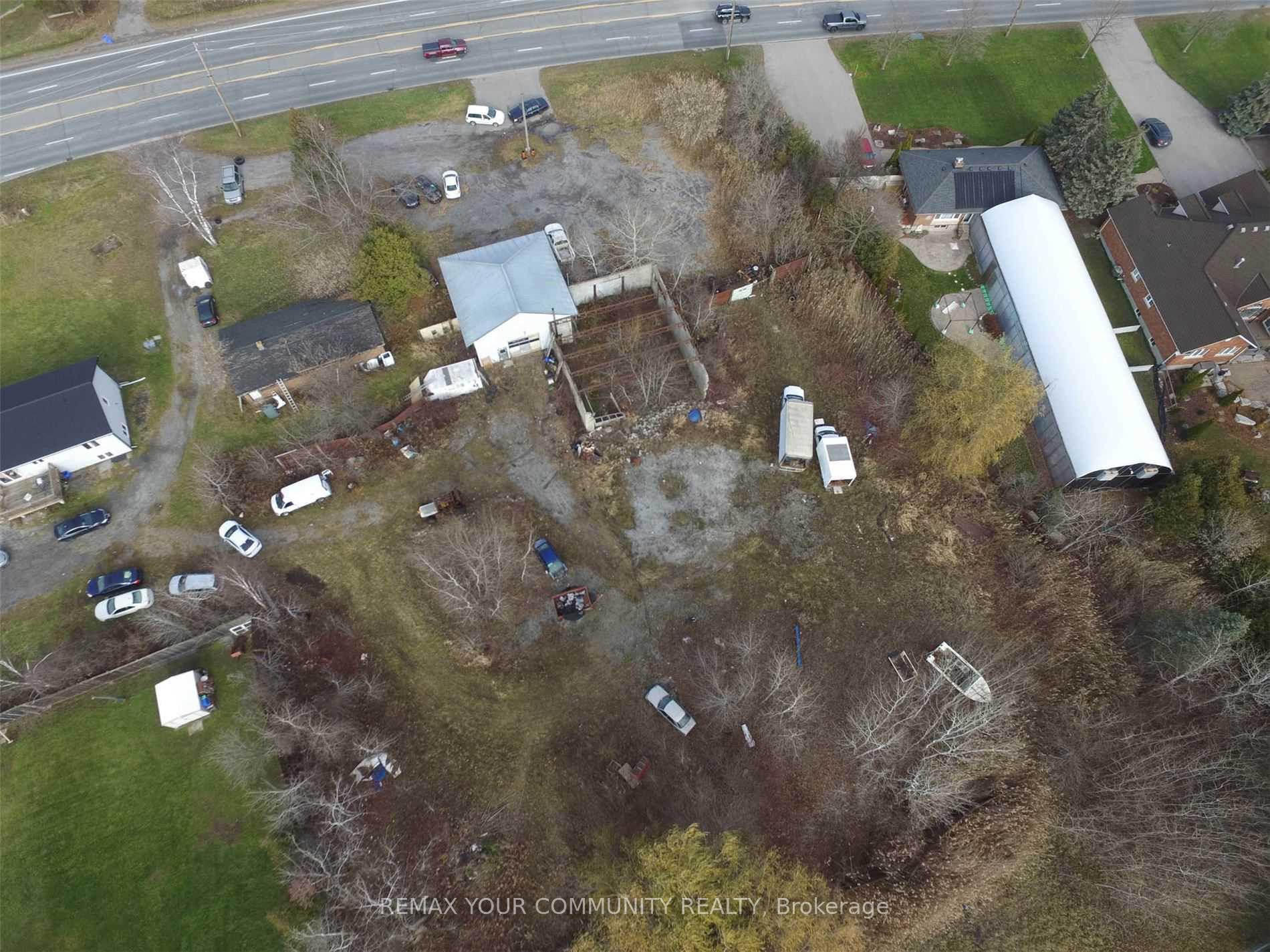 Photo 5 of 1953 Highway 2 Road, Clarington, Bowmanville — HOMEH
