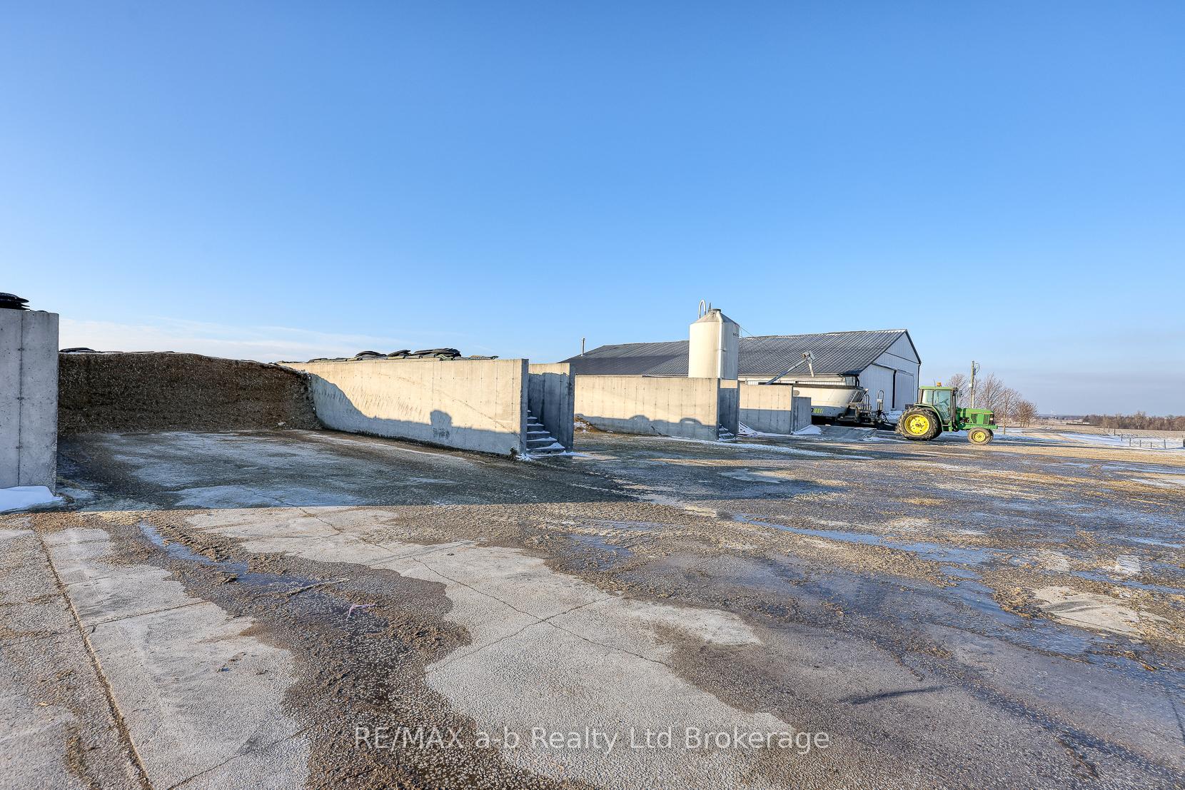 Photo 32 of 1011 Bornish Drive, North Middlesex, Rural North Middlesex — HOMEH