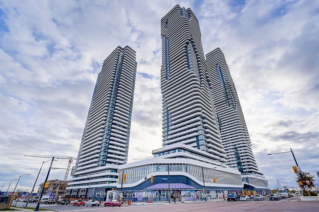 Photo 1 of Unit 4706, 8 Interchange Way, Vaughan, Vaughan Corporate Centre — HOMEH
