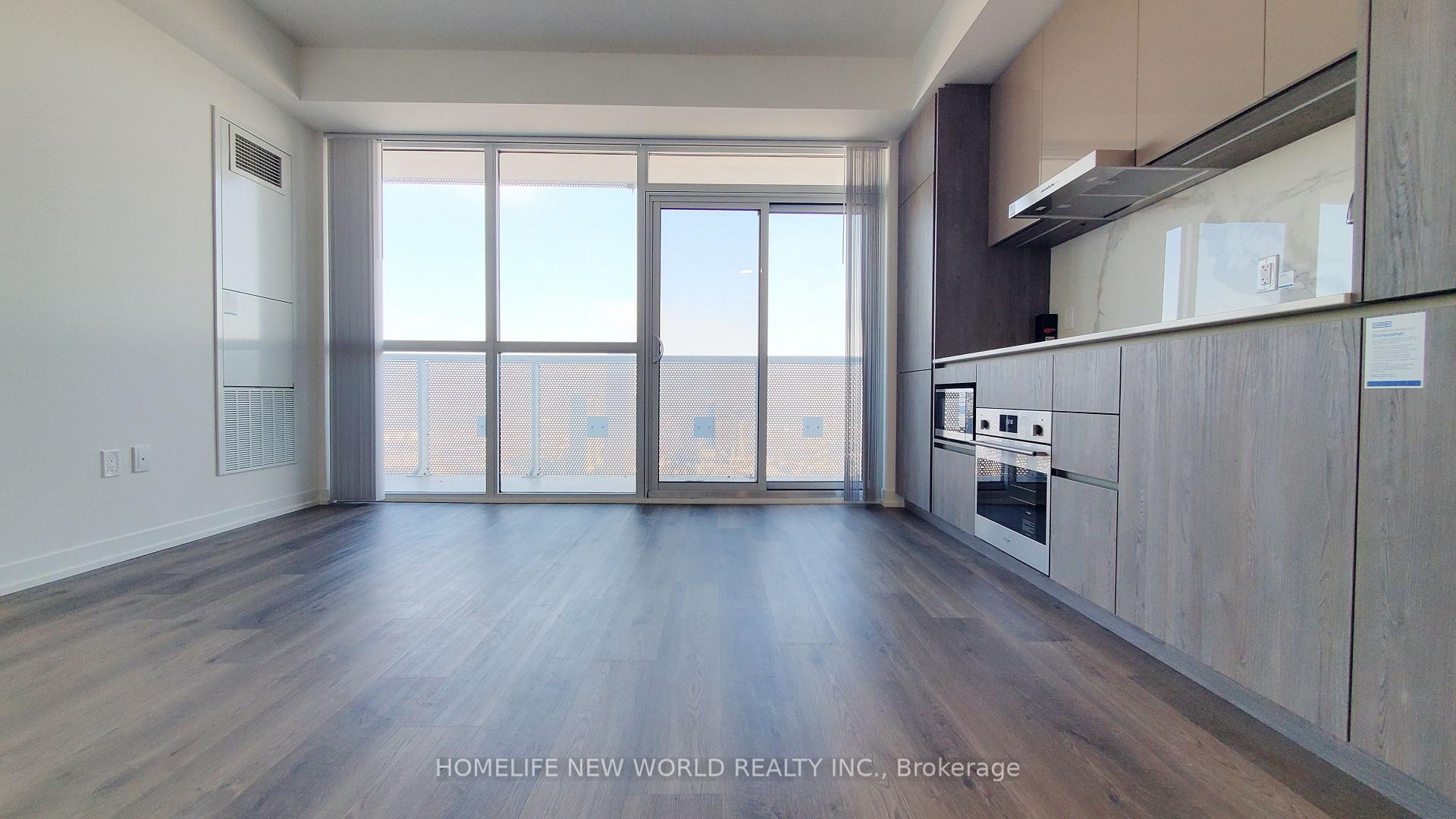 Photo 4 of Unit 4706, 8 Interchange Way, Vaughan, Vaughan Corporate Centre — HOMEH