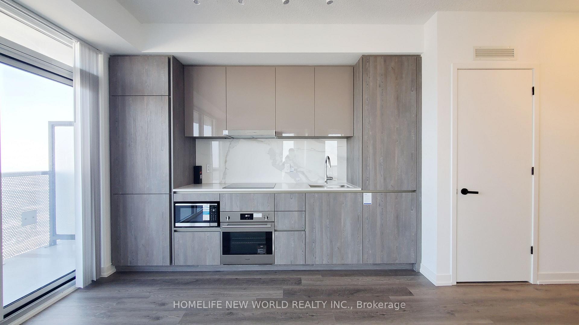 Photo 8 of Unit 4706, 8 Interchange Way, Vaughan, Vaughan Corporate Centre — HOMEH