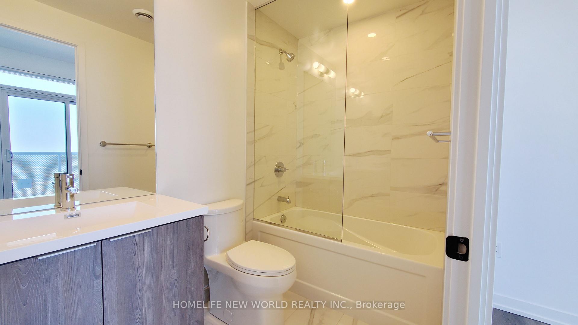 Photo 11 of Unit 4706, 8 Interchange Way, Vaughan, Vaughan Corporate Centre — HOMEH