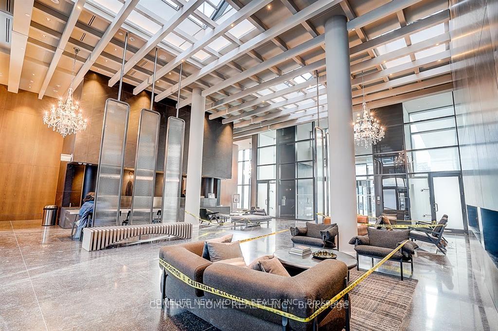 Photo 18 of Unit 4706, 8 Interchange Way, Vaughan, Vaughan Corporate Centre — HOMEH