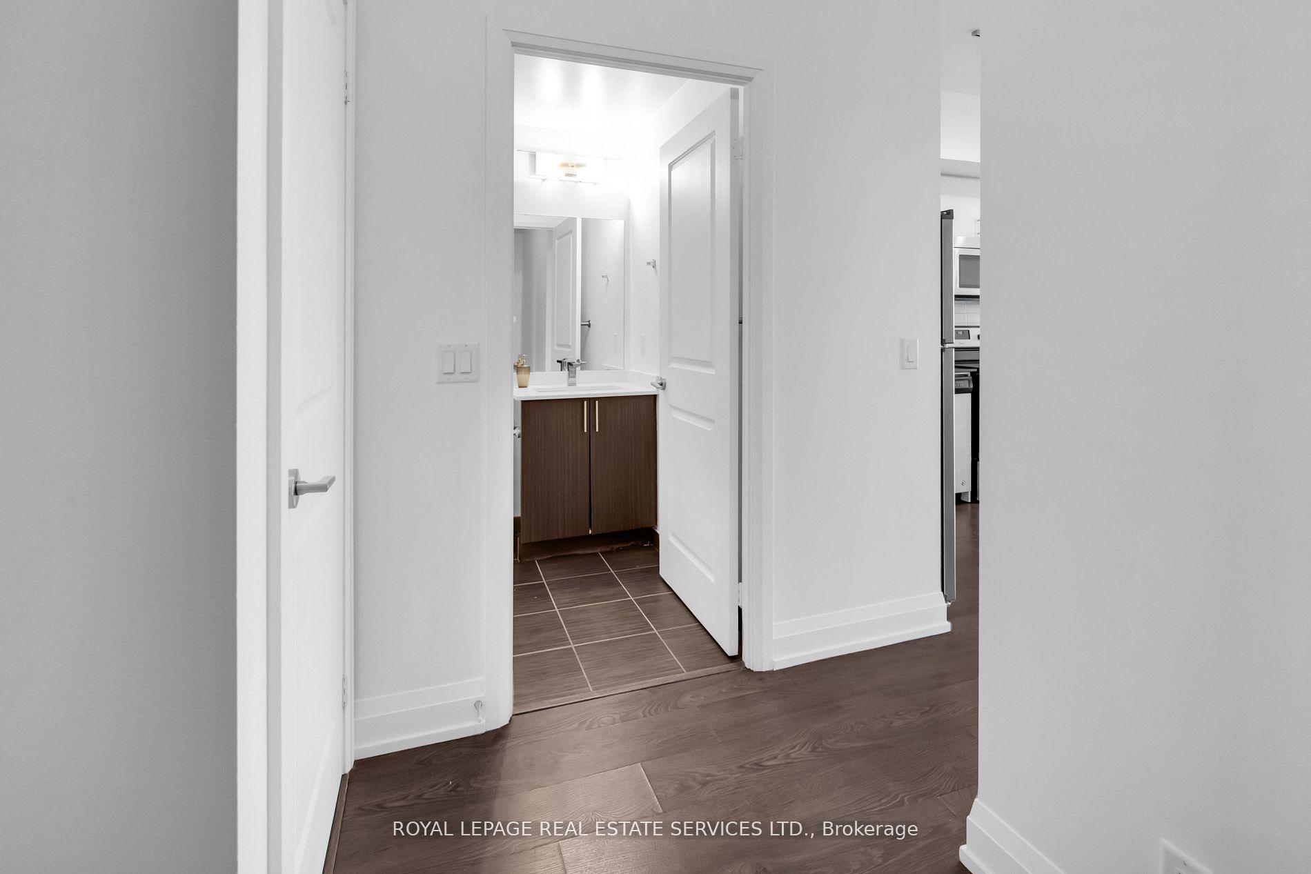 Photo 4 of Unit 2203, 7890 Bathurst Street, Vaughan, Beverley Glen — HOMEH