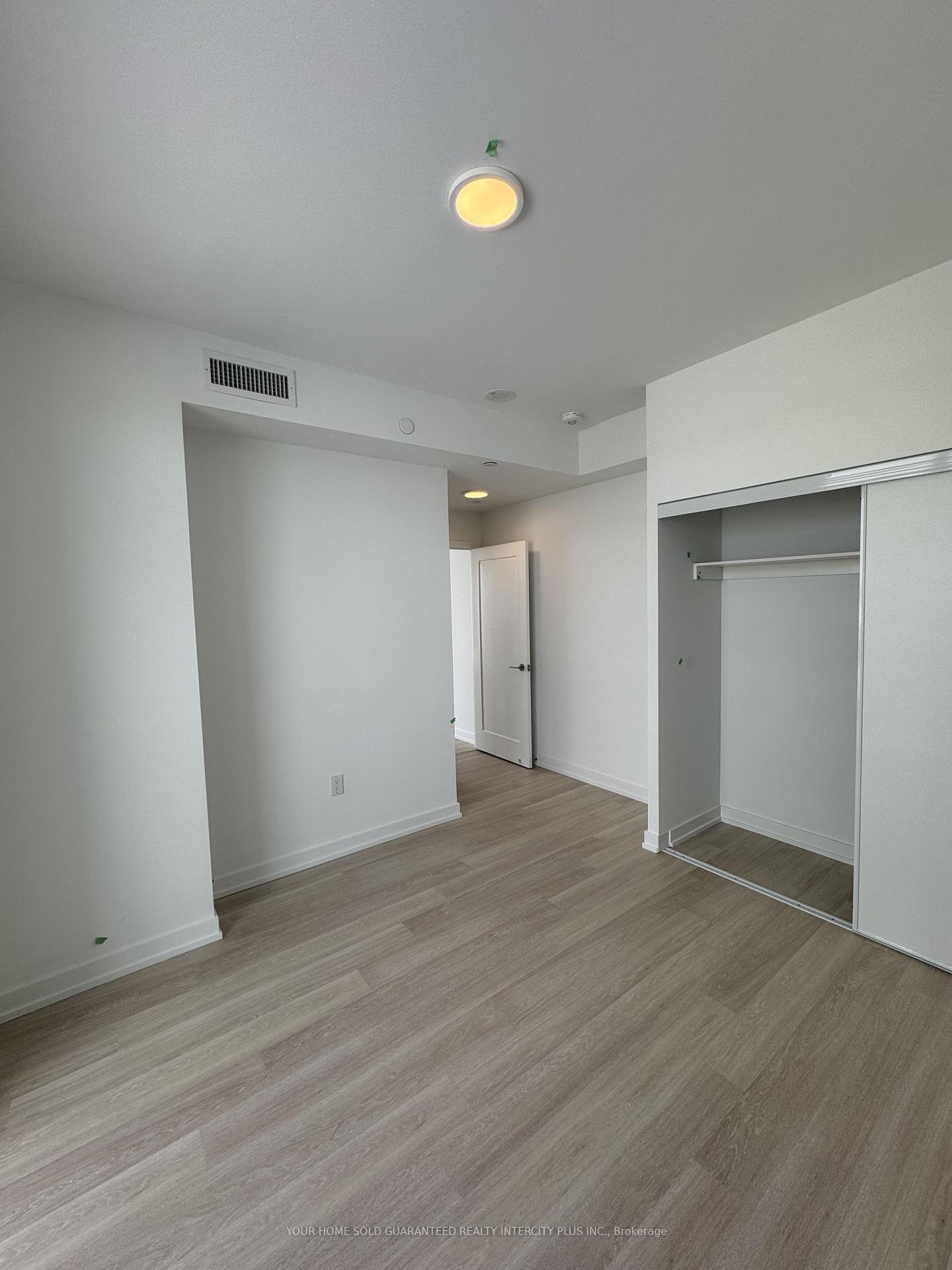 Photo 6 of Unit B1003, 9751 Markham Road, Markham, Greensborough — HOMEH