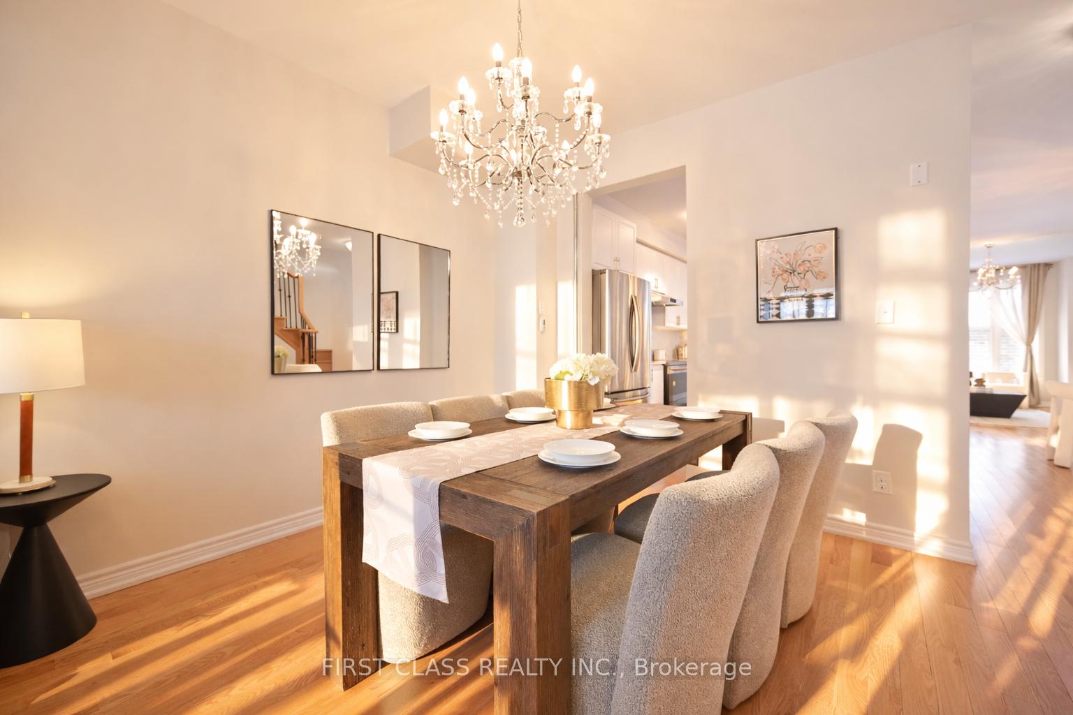 Photo 4 of 8 Elphee Lane, Markham, Cornell — HOMEH