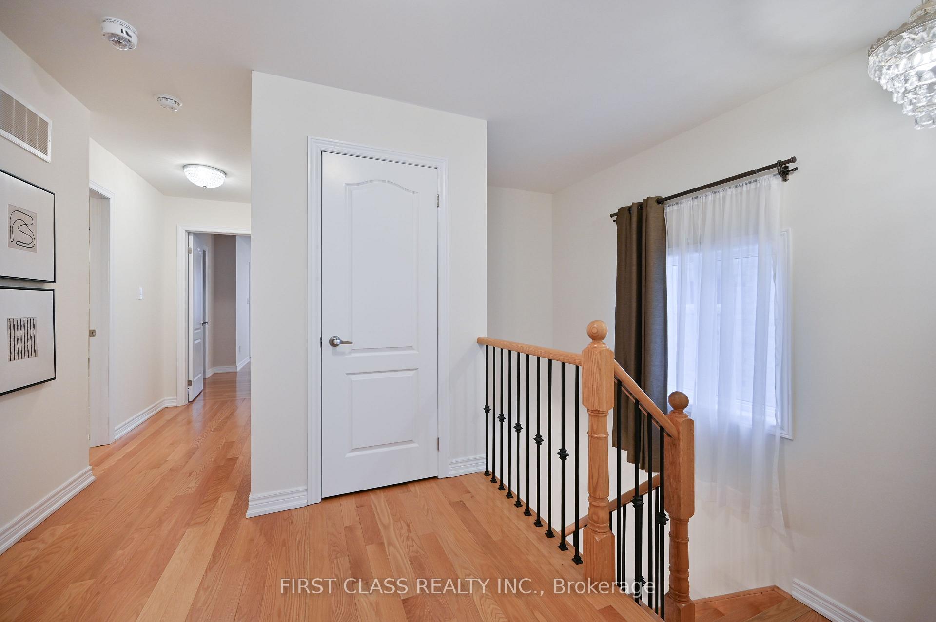 Photo 43 of 8 Elphee Lane, Markham, Cornell — HOMEH