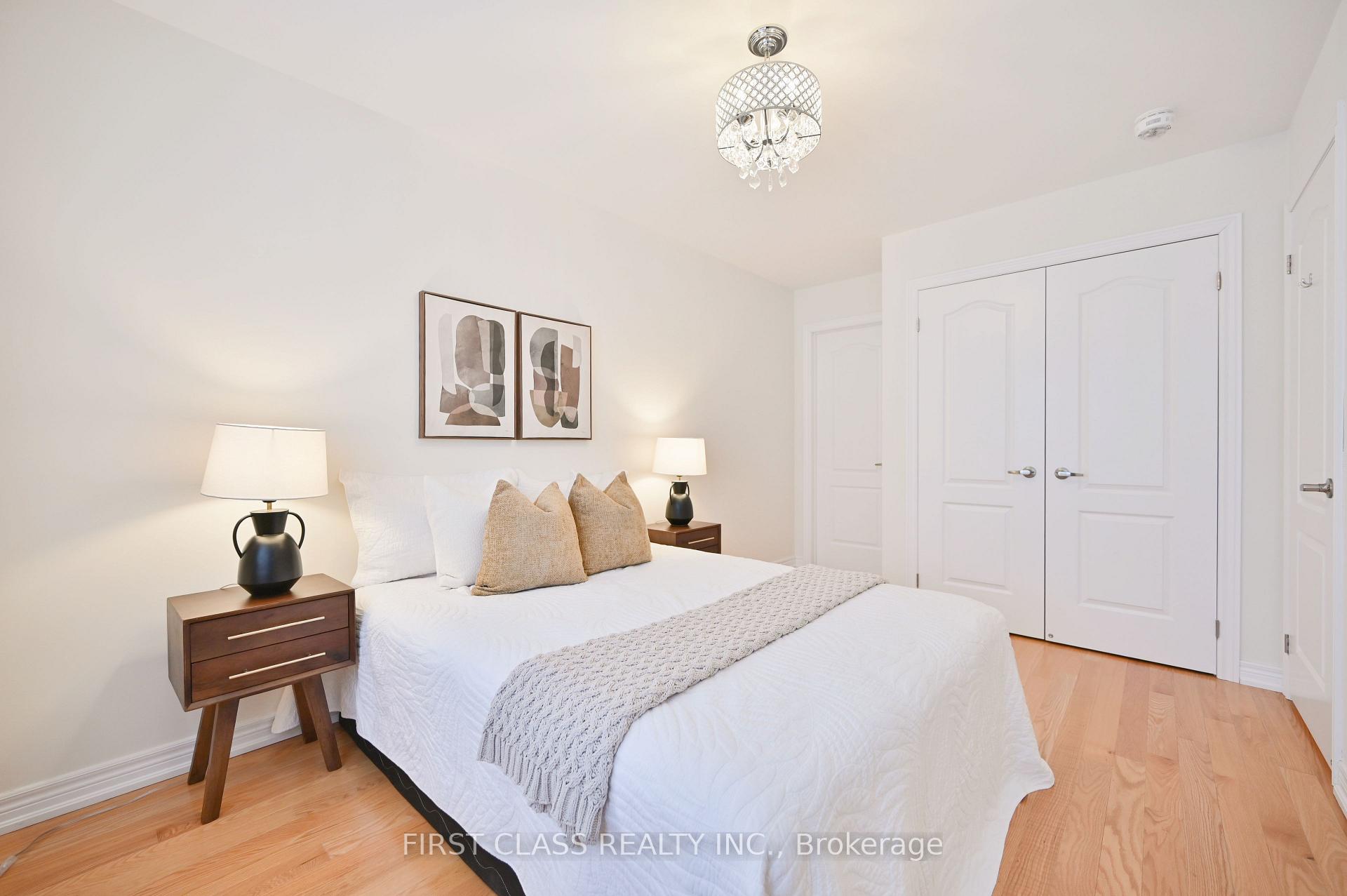 Photo 50 of 8 Elphee Lane, Markham, Cornell — HOMEH