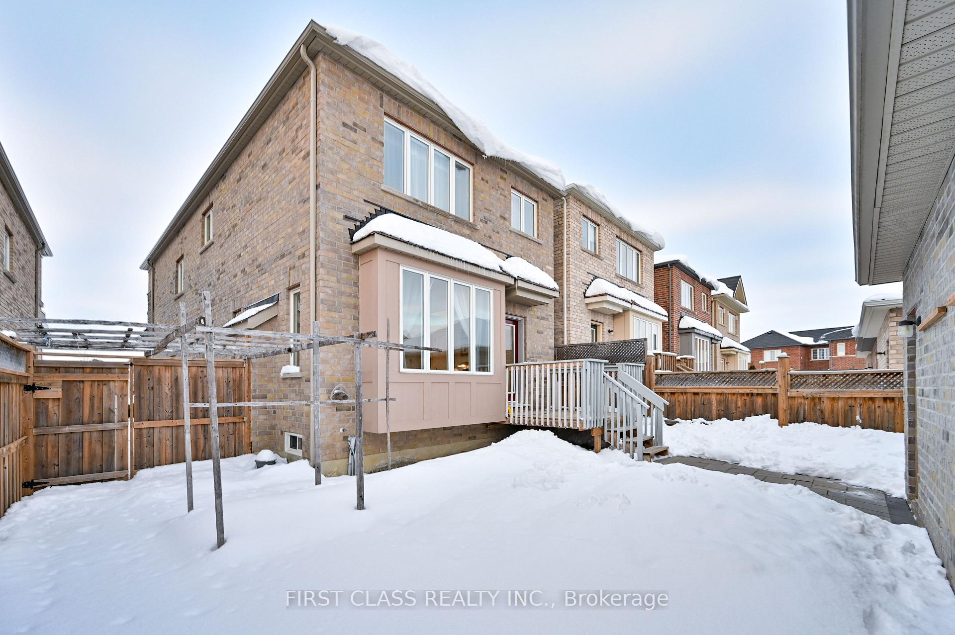Photo 67 of 8 Elphee Lane, Markham, Cornell — HOMEH