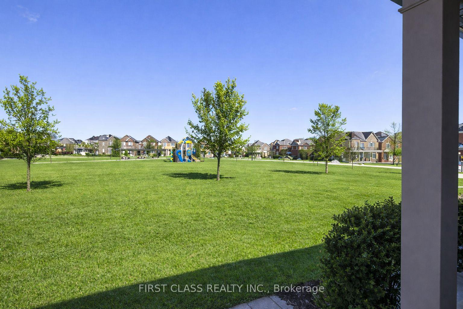 Photo 71 of 8 Elphee Lane, Markham, Cornell — HOMEH