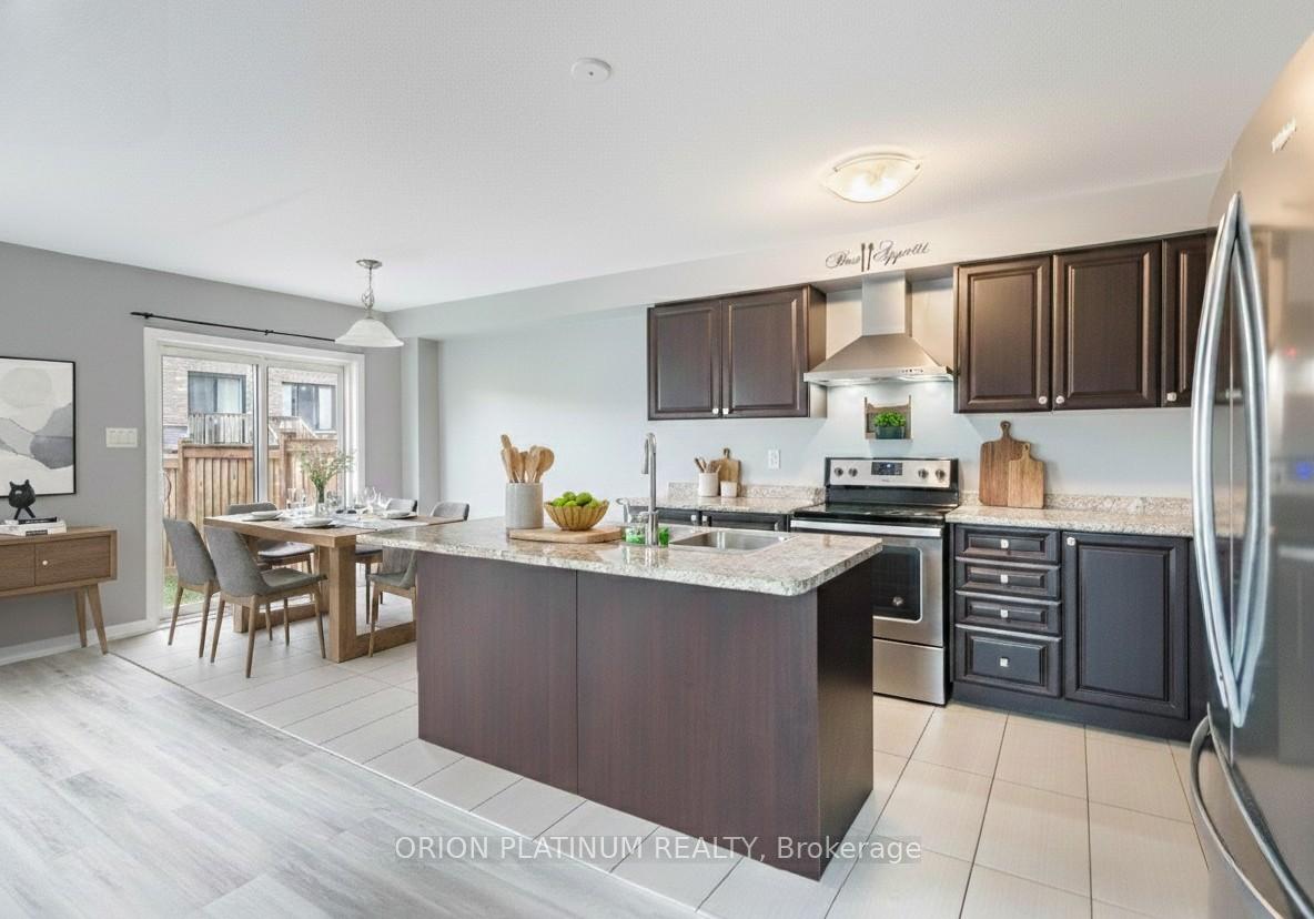 Photo 1 of 135 Pagebrook Crescent, Hamilton, Stoney Creek Mountain — HOMEH