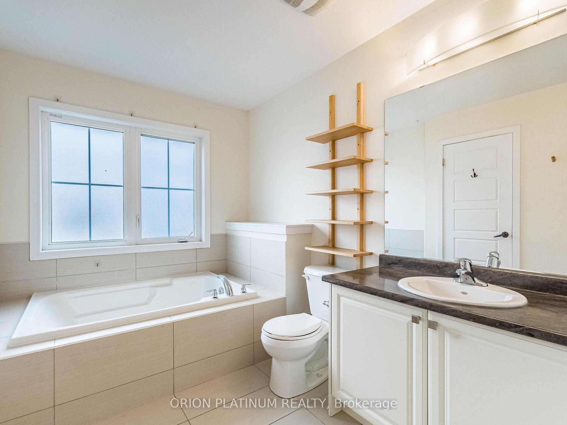 Photo 2 of 135 Pagebrook Crescent, Hamilton, Stoney Creek Mountain — HOMEH