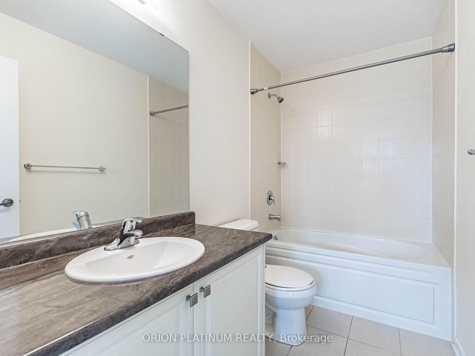 Photo 12 of 135 Pagebrook Crescent, Hamilton, Stoney Creek Mountain — HOMEH