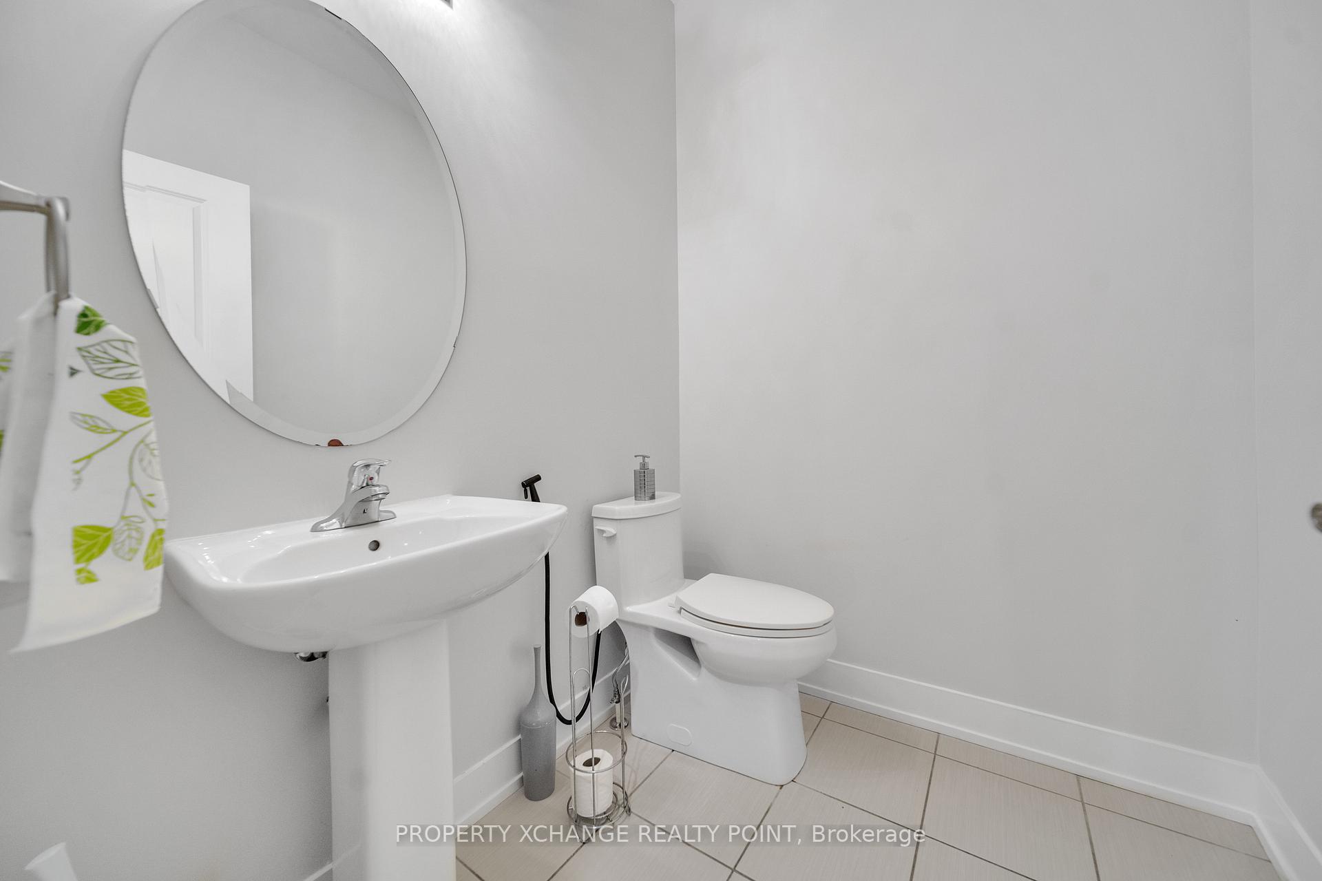Photo 16 of 202 Coronation Road, Whitby, Rural Whitby — HOMEH