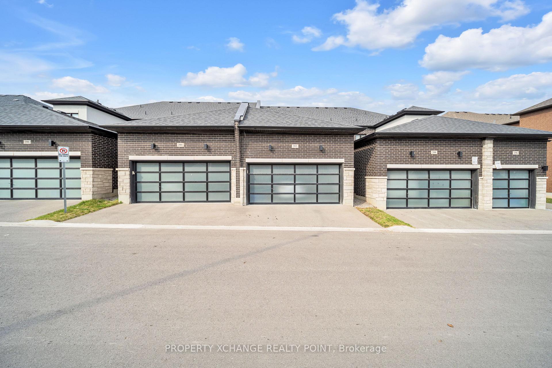Photo 34 of 202 Coronation Road, Whitby, Rural Whitby — HOMEH