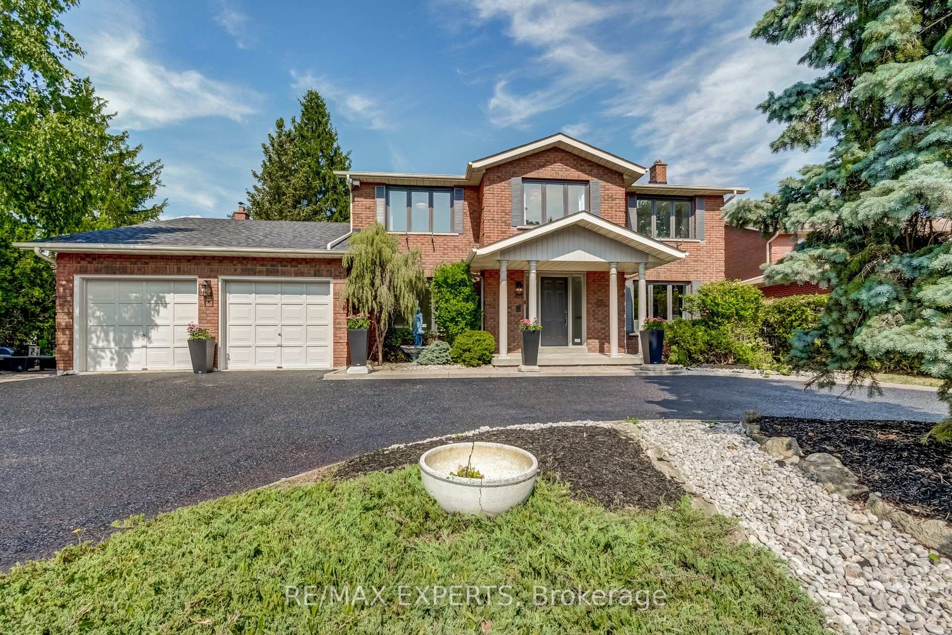 Photo 2 of Unit Upper & Main Levels, 85 Villa Park Drive, Vaughan, East Woodbridge — HOMEH