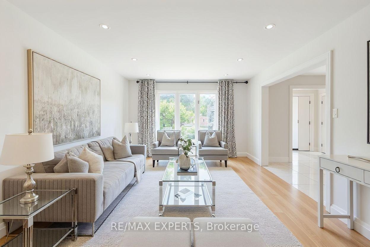 Photo 9 of Unit Upper & Main Levels, 85 Villa Park Drive, Vaughan, East Woodbridge — HOMEH