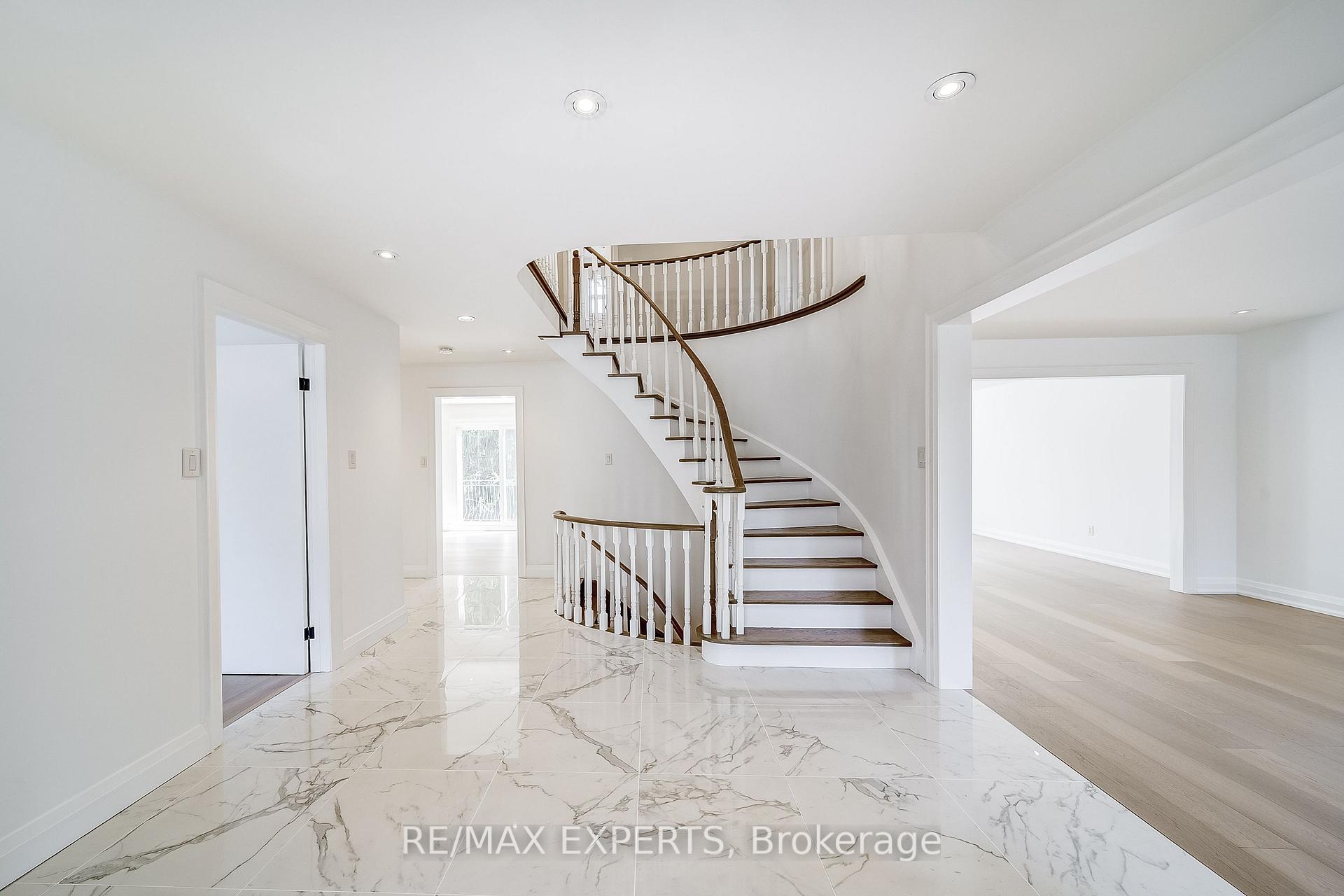 Photo 12 of Unit Upper & Main Levels, 85 Villa Park Drive, Vaughan, East Woodbridge — HOMEH