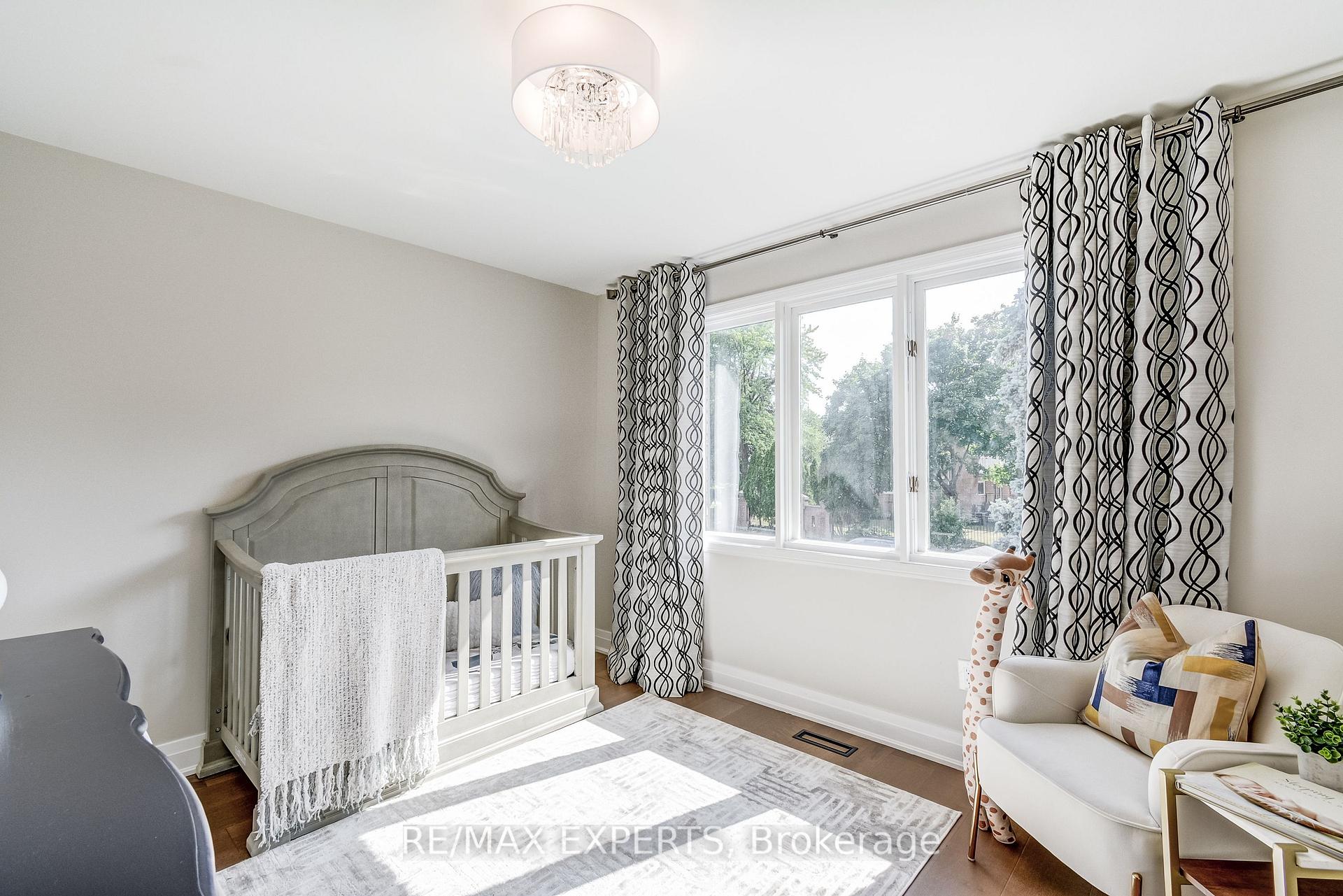 Photo 16 of Unit Upper & Main Levels, 85 Villa Park Drive, Vaughan, East Woodbridge — HOMEH
