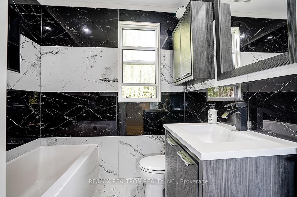 Photo 31 of 900&904 Parklane Avenue, Oshawa, Eastdale — HOMEH